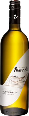 Eine Flasche BIO Weinviertel DAC Grüner Veltliner Klassik vom Wein.Gut Neustifter